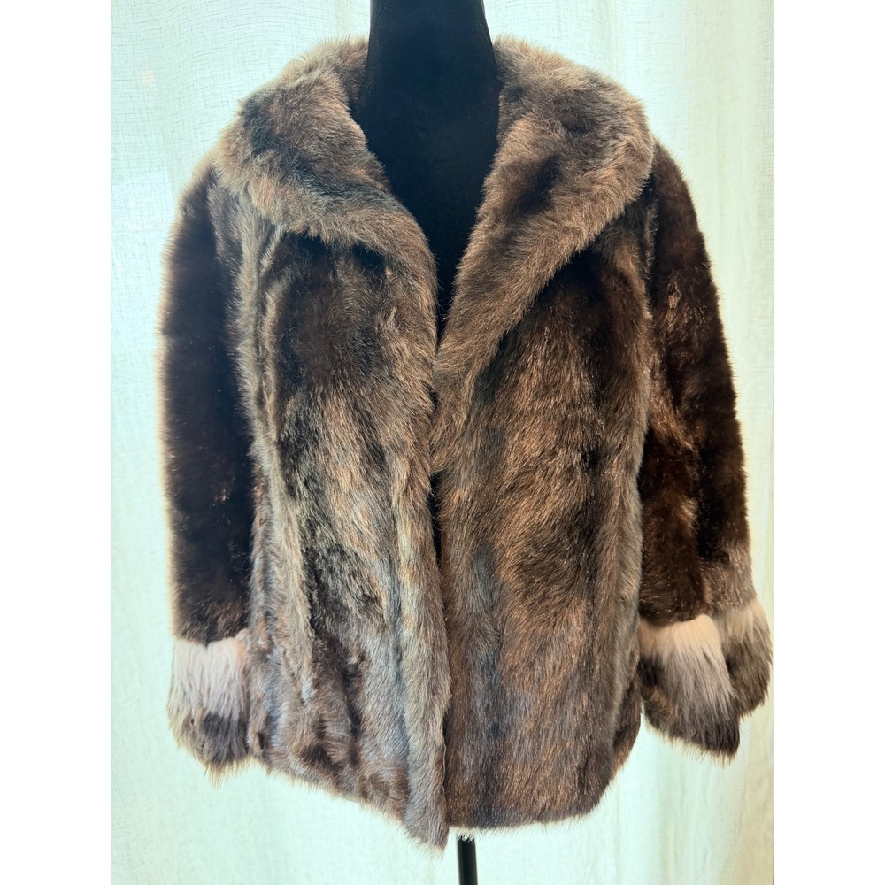 Vintage 1960s Regina Glenara by Glenoit Faux Fur Capelet / Cape Coat w slit arms